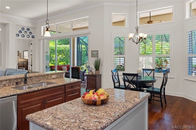 907 N Hunt Club Drive, Hernando, FL 34442