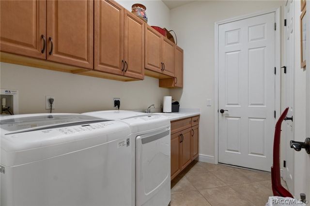 907 N Hunt Club Drive, Hernando, FL 34442