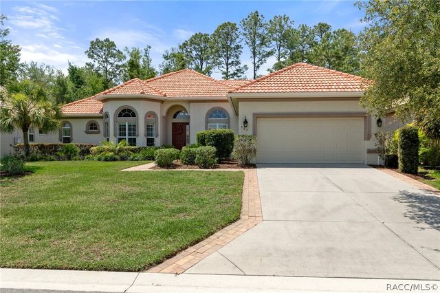 907 N Hunt Club Drive, Hernando, FL 34442