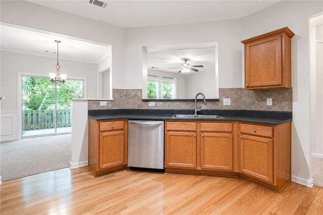 2010 Ellison Way, Kennesaw, GA 30152