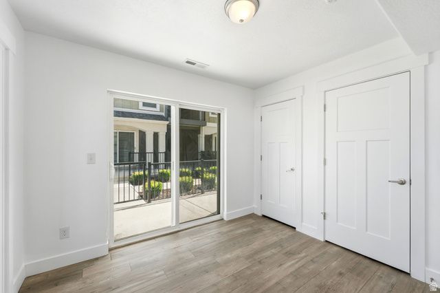 3833 W GARTMORE LN, Taylorsville, UT 84129