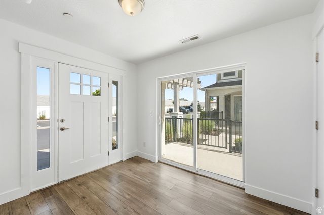 3833 W GARTMORE LN, Taylorsville, UT 84129