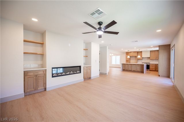 10000 Ranch Hand Avenue, Las Vegas, NV 89117