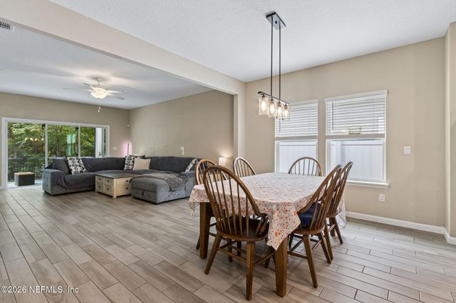 10863 VENTNOR Avenue, Jacksonville, FL 32218