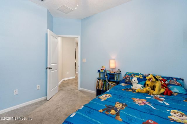 10863 VENTNOR Avenue, Jacksonville, FL 32218