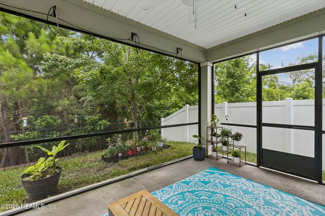 10863 VENTNOR Avenue, Jacksonville, FL 32218