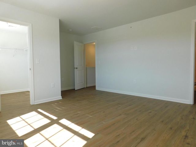 8451 HAMILTON BLVD, Breinigsville, PA 18031