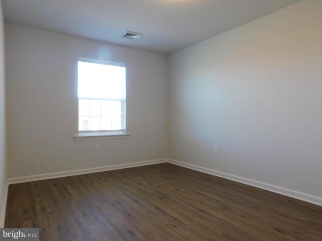 8451 HAMILTON BLVD, Breinigsville, PA 18031