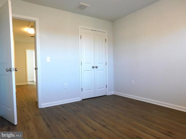 8451 HAMILTON BLVD, Breinigsville, PA 18031