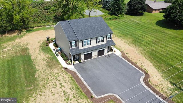 8451 HAMILTON BLVD, Breinigsville, PA 18031