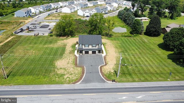 8451 HAMILTON BLVD, Breinigsville, PA 18031