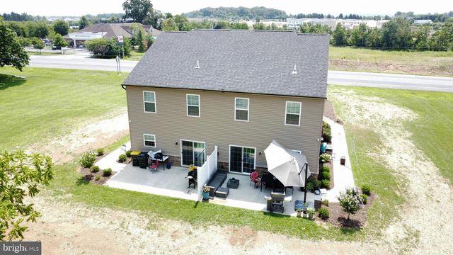 8451 HAMILTON BLVD, Breinigsville, PA 18031