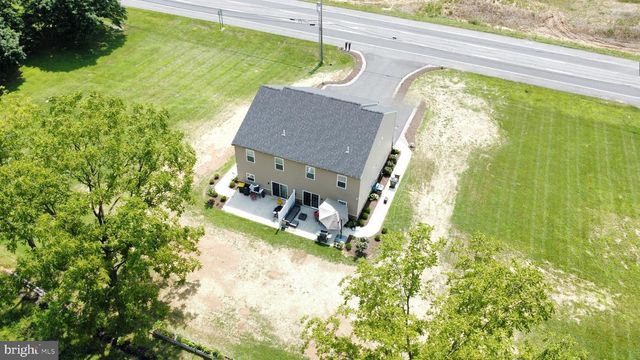 8451 HAMILTON BLVD, Breinigsville, PA 18031