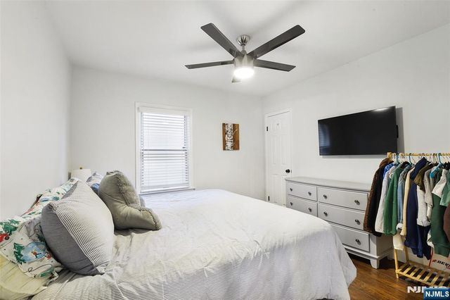 27 Shawnee Trail, Denville Township, NJ 07834