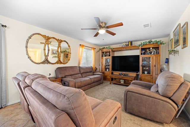 1842 Santa Maria Avenue, Porterville, CA 93257
