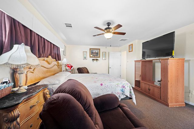 1842 Santa Maria Avenue, Porterville, CA 93257