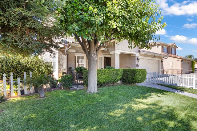1842 Santa Maria Avenue, Porterville, CA 93257