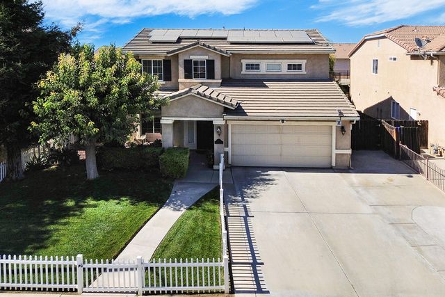 1842 Santa Maria Avenue, Porterville, CA 93257