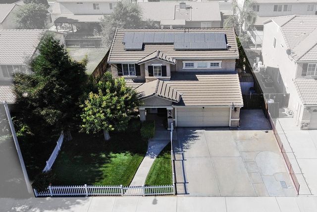 1842 Santa Maria Avenue, Porterville, CA 93257