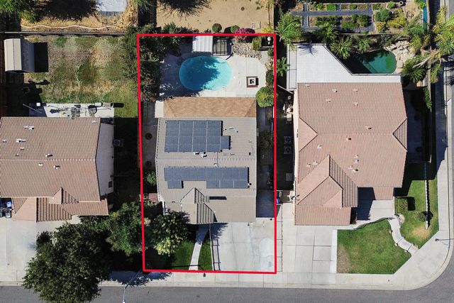 1842 Santa Maria Avenue, Porterville, CA 93257