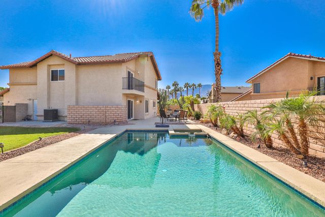 49035 Tango Court, La Quinta, CA 92253