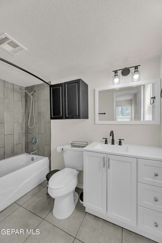 10935 YOGI BERRA Drive, El Paso, TX 79934