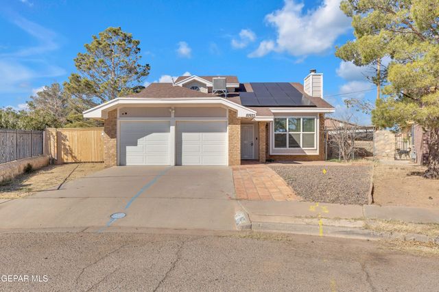 10935 YOGI BERRA Drive, El Paso, TX 79934