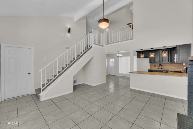 10935 YOGI BERRA Drive, El Paso, TX 79934