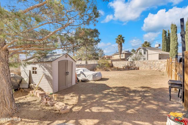 10935 YOGI BERRA Drive, El Paso, TX 79934