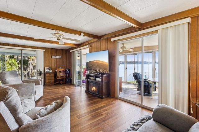 120 BREEZY POINT, Eustis, FL 32726