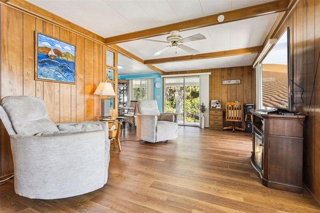 120 BREEZY POINT, Eustis, FL 32726