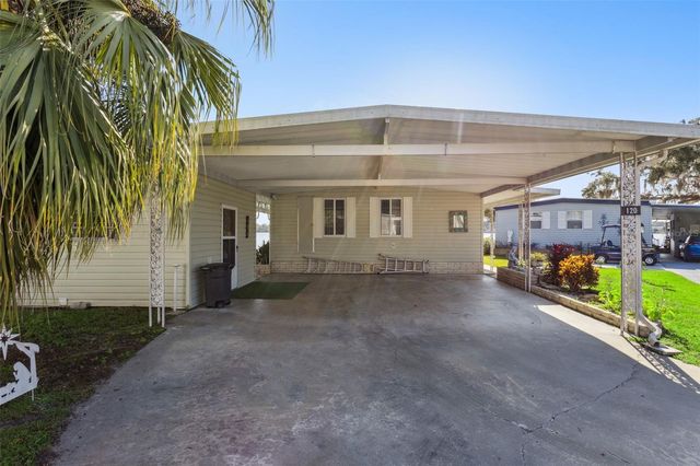 120 BREEZY POINT, Eustis, FL 32726