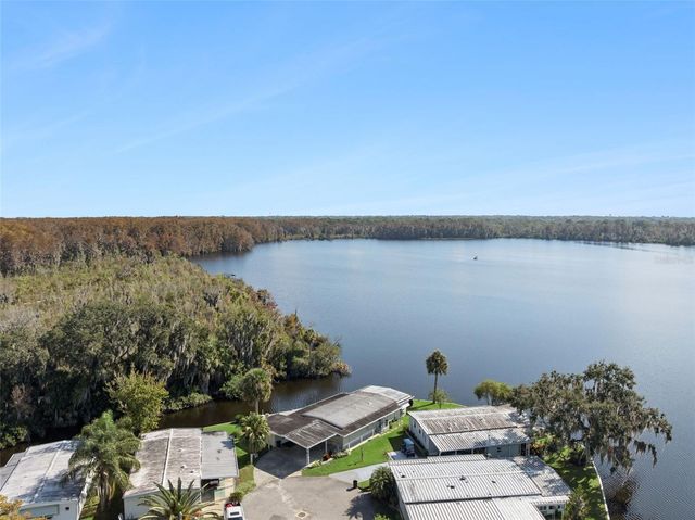 120 BREEZY POINT, Eustis, FL 32726