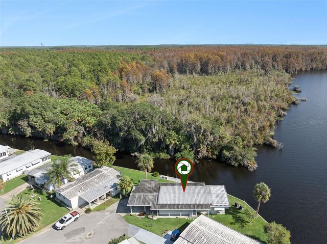 120 BREEZY POINT, Eustis, FL 32726