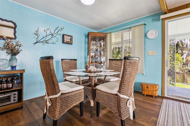 120 BREEZY POINT, Eustis, FL 32726