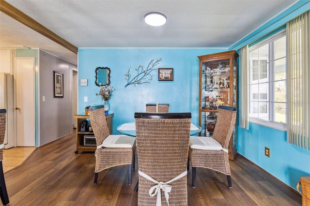 120 BREEZY POINT, Eustis, FL 32726