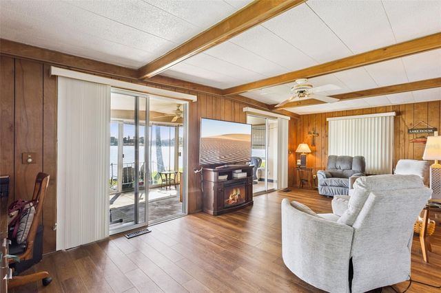 120 BREEZY POINT, Eustis, FL 32726