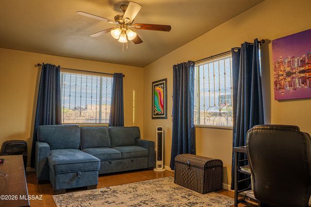 3022 S Oberon Road, Tucson, AZ 85713