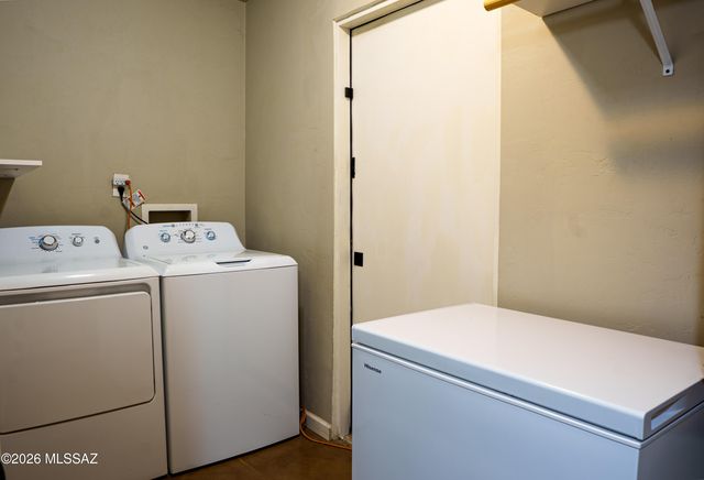 3022 S Oberon Road, Tucson, AZ 85713