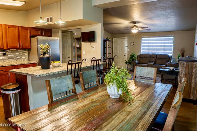 3022 S Oberon Road, Tucson, AZ 85713