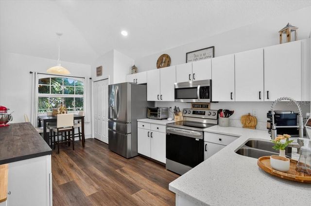 339 HERITAGE ISLES WAY, Bradenton, FL 34212