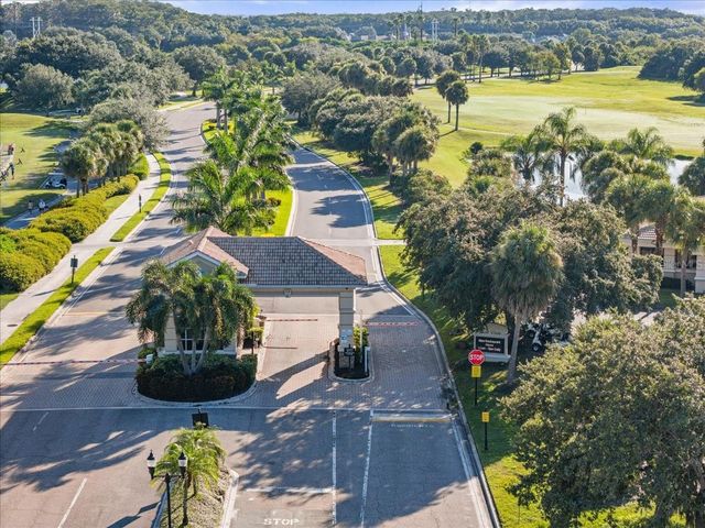 339 HERITAGE ISLES WAY, Bradenton, FL 34212
