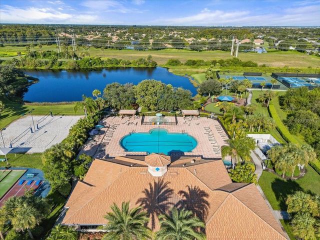 339 HERITAGE ISLES WAY, Bradenton, FL 34212