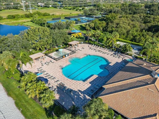 339 HERITAGE ISLES WAY, Bradenton, FL 34212