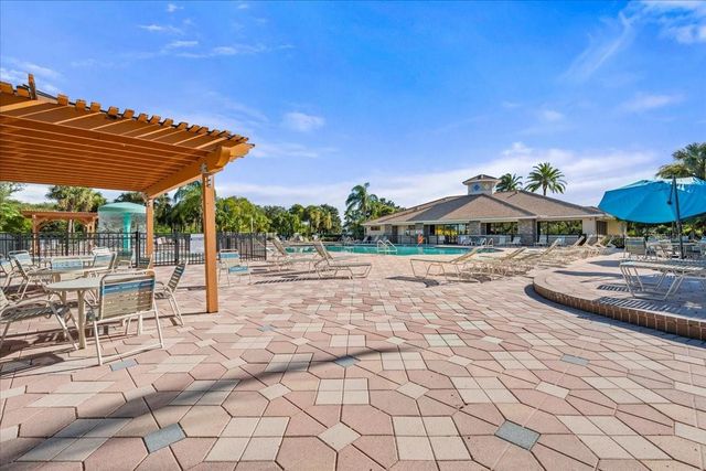 339 HERITAGE ISLES WAY, Bradenton, FL 34212