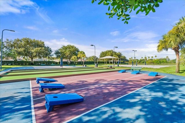 339 HERITAGE ISLES WAY, Bradenton, FL 34212