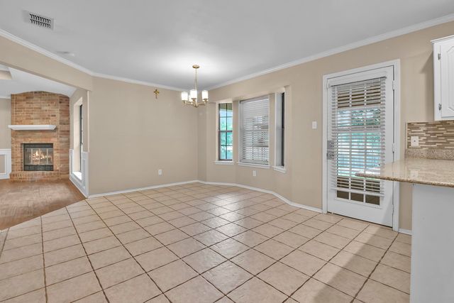 224 Goodnight Trl, Longview, TX 75604