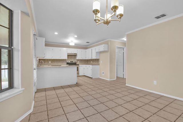 224 Goodnight Trl, Longview, TX 75604