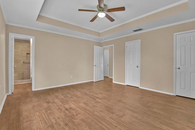 224 Goodnight Trl, Longview, TX 75604