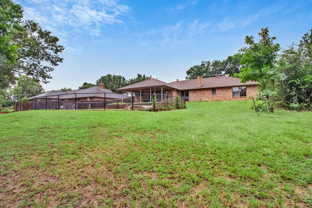 224 Goodnight Trl, Longview, TX 75604